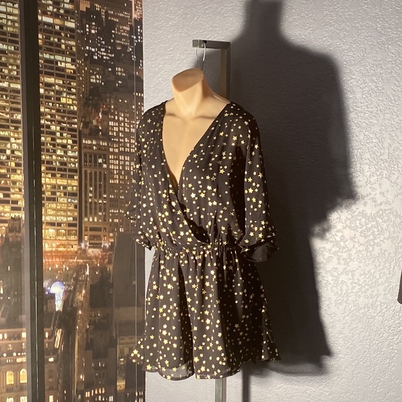 IF BY SEA - black shorts romper s/s w gold stars sheer mesh overlay, deepV - L - Picture 5 of 16